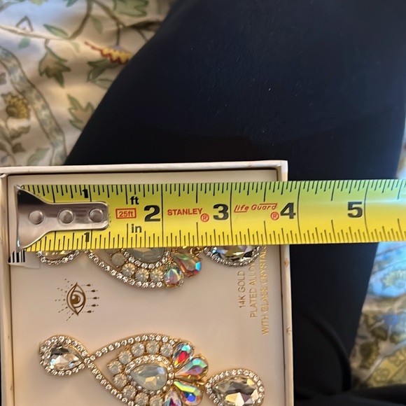 Eye Candy Chandelier Earrings 14K Gold Plated Crystal &Glass Luxe Collection NIB - Picture 7 of 7